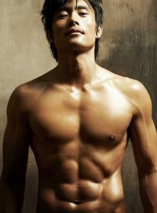 torso shot of actor Lee Byun Hun